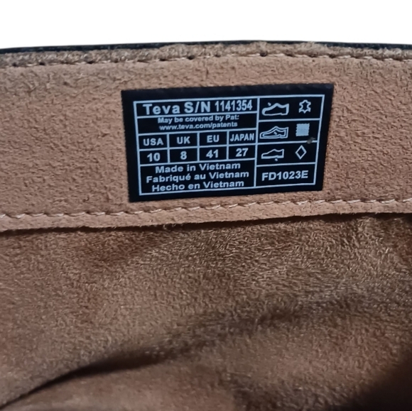 Teva Rowena Repel Waterproof Boots - Picture 12 of 12